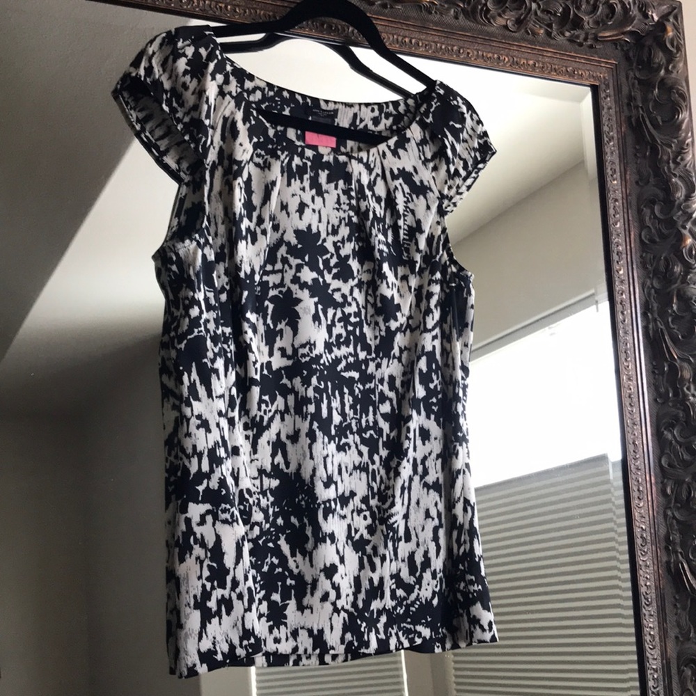 ANN TAYLOR BLOUSE.